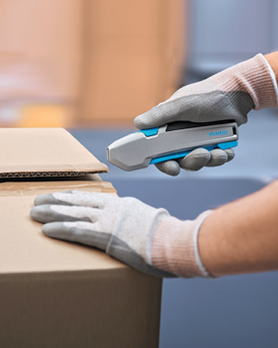 Fully Automatic Retraction Knives